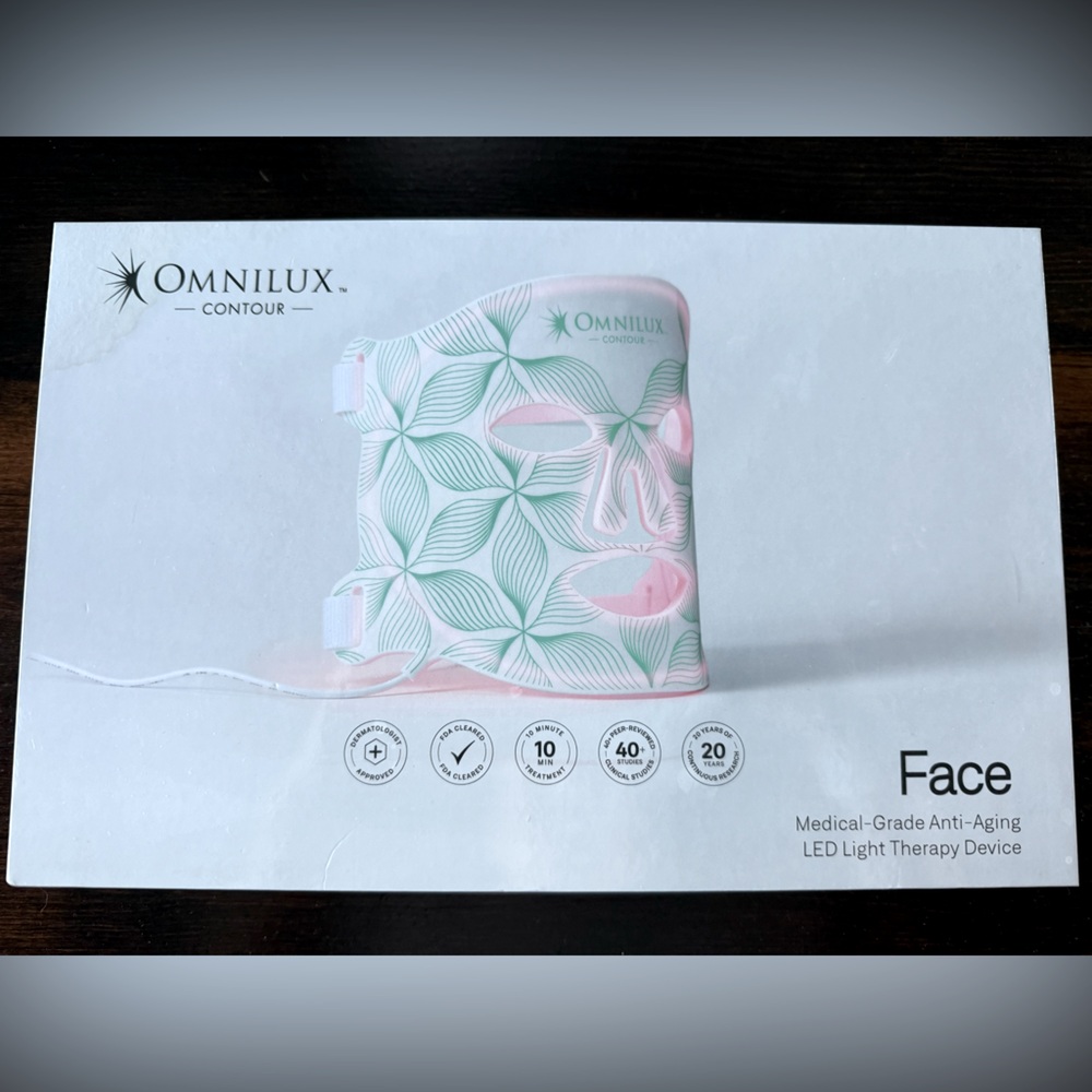 Omnilux contour face